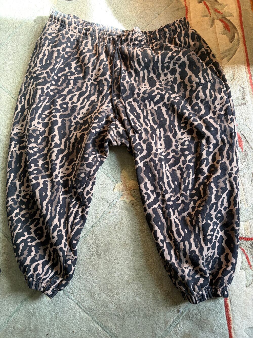 Nike Women's 3X Animal Print fleece Jogger Sweatpants Brown Black Drawstring